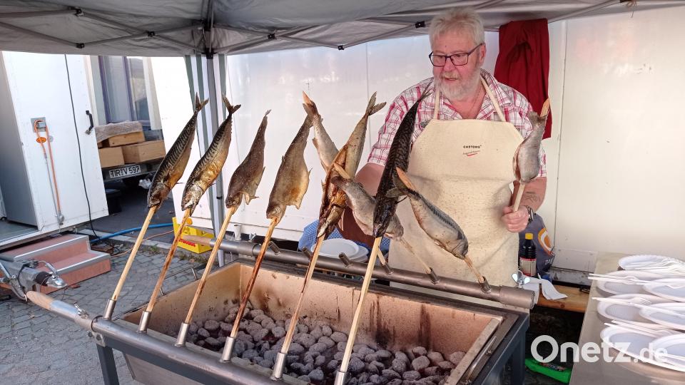 Für Steckerlfisch sorgt der Siedlerverein Waldershof. Archivbild: fpoz