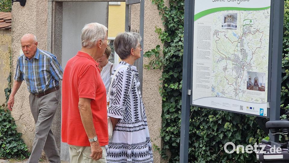 Auf Interesse stoßen in Neunkirchen die Kirchenführungen zum Tag des offenen Denkmals. Bild: R. Kreuzer