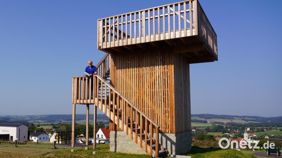 Josef Forster am Aussichtsturm (Motte). Bild: fvo