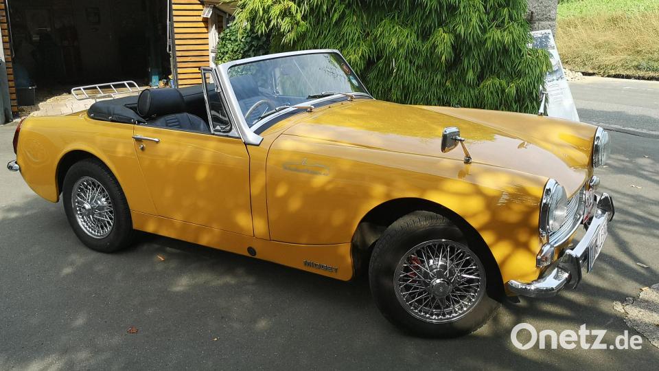 Der gelbe MG Midget von Lenz Leberkern hat "schon einiges hinter sich", wie der Eigentümer sagt. Bild: lnz