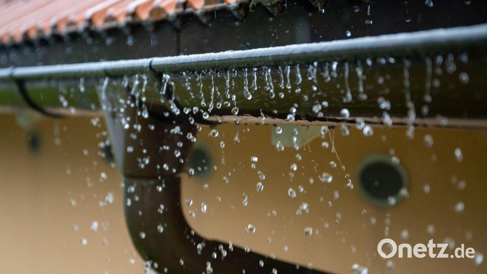 In Bayern bringen die Regenmassen mancherorts Überflutungen mit sich. Bild: Lennart Preiss/dpa