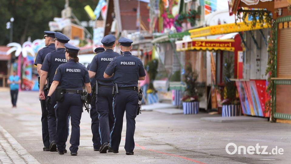 Hohe Polizeipräsenz gehört auf der Wiesn zum Sicherheitskonzept. (Archivfoto) Bild: Karl-Josef Hildenbrand/dpa