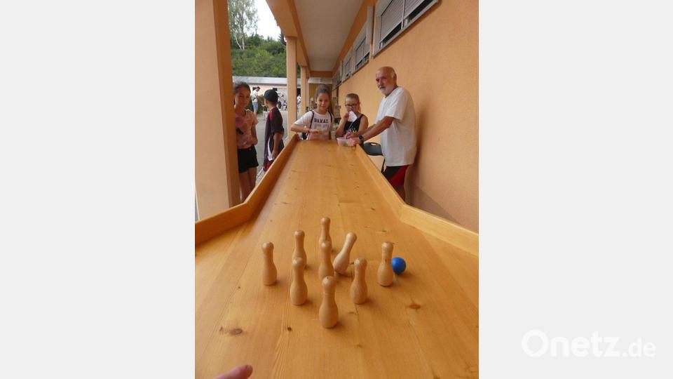 Die Kinder genießen die kreativen abwechslungsreichen Disziplinen. Bild: rn