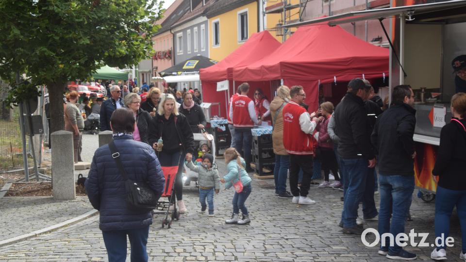 An Besuchern fehlte es nicht, denen aber fehlten die Kirwastände. Bild: fz