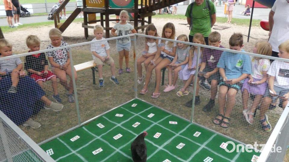 Die Kinder genießen die kreativen abwechslungsreichen Disziplinen. Bild: rn