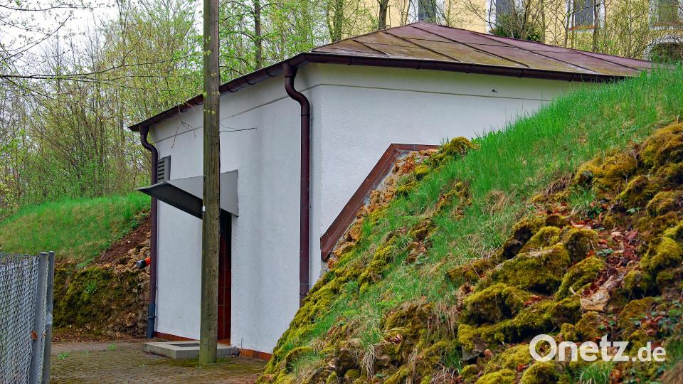Der Hochbehälter am Annaberg ist ein wichtiger Bestandteil der Sulzbach-Rosenberger Trinkwasserversorgung. Er ist in die Jahre gekommen und soll bei einem Sanierungskonzept auch begutachtet werden. Archivbild: Andreas Royer