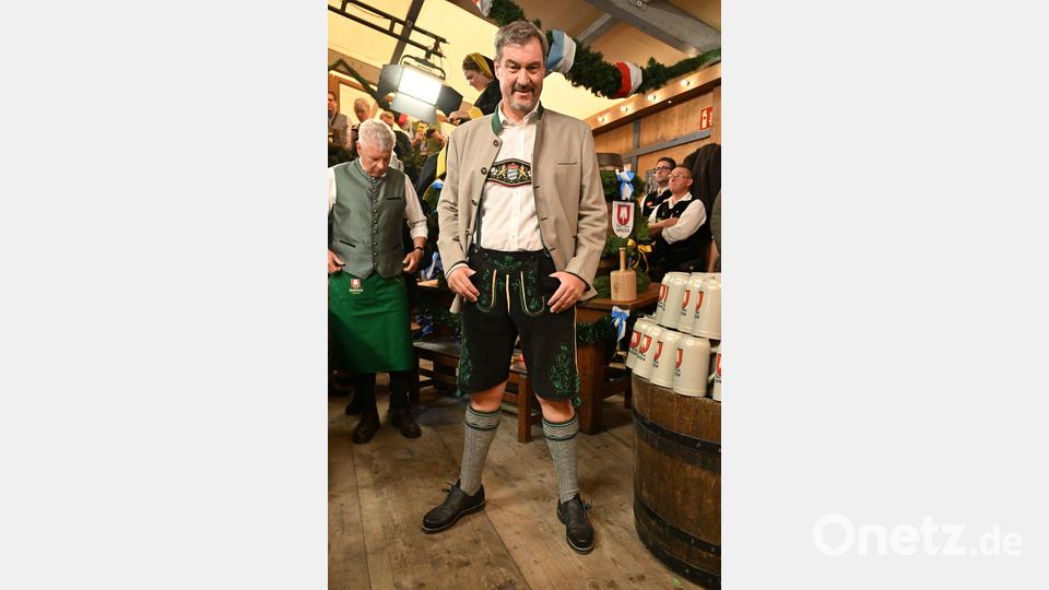 Zum ersten Mal in Lederhosen: Bayerns Ministerpräsident Markus Söder (CSU). Bild: Peter Kneffel/dpa