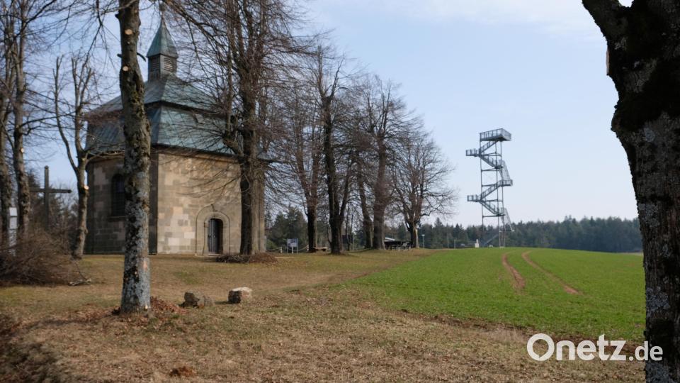 Das Umfeld des Thurndorfer Kalvarienberges (unser Bild) muss eine Tabu-Zone für Windräder bleiben. Für die Thurndorfer ist diese Forderung unverzichtbar. Bild: do