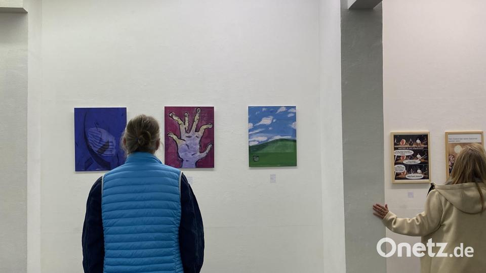 Zwei kontrastierende Werke: Handgemalt vs. Meme-Kultur Bild: dus