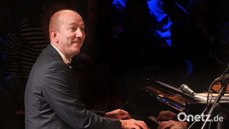 Chris Hopkins ist am Samstag, 5. Oktober, mit den &quot;International Swing Stars&quot; und Nicki Parrott in Weiden zu Gast. Bild: Gerhard Richter