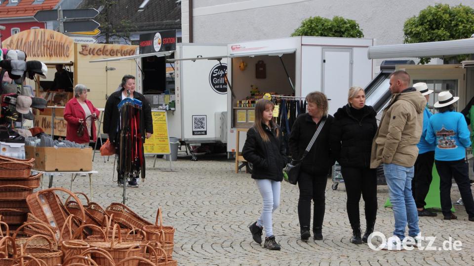 Schlendern durch den Michaeli-Markt. Bild: kro