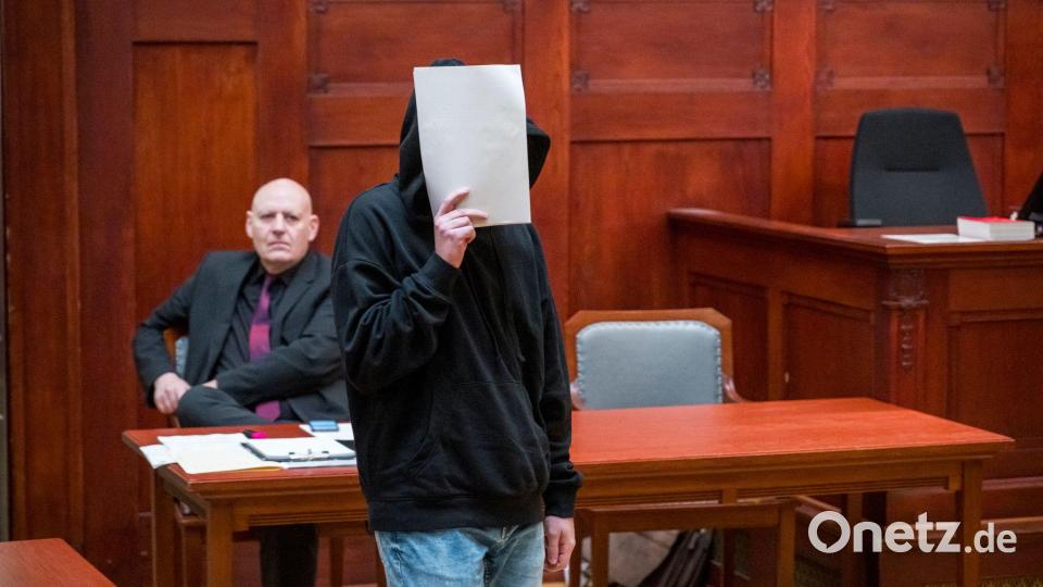 Wegen Mordverdachts steht ein junger Mann in Bayreuth vor Gericht. Bild: Daniel Vogl/dpa