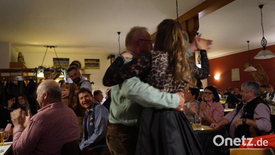 Zur Musik der &quot;Winterleitn Muse&quot; darf auch getanzt werden. Bild: sgs