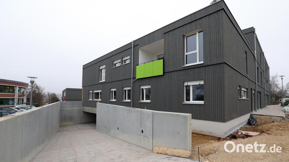 Tiefgaragen gehören zu den Gebäudekomplexen. Ein Aufzug bringt die Bewohner dann nach oben zu den Appartements. Bild: Wolfgang Steinbacher