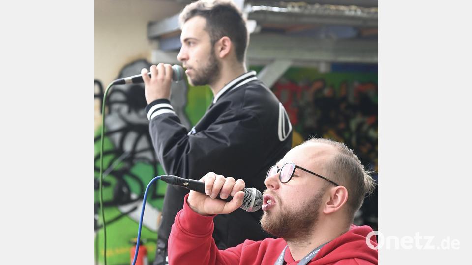 Sick Snse &amp; Flowin K Rollin präsentieren am Sonntag, 3. November, zusammen mit Liquid &amp; Maniac deren neuen Song „Zamm Oida“. Bild: Hans-Christian Wagner/exb