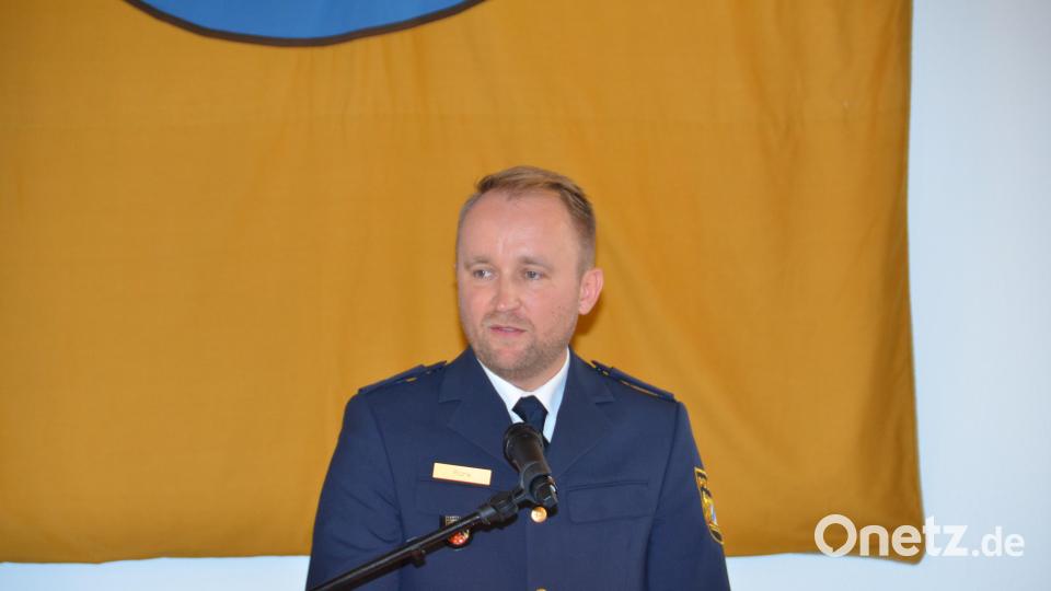 Als Interimschef wird bis Mai 2025 Polizeioberkommissar Dominik Plank aus Falkenberg die Dienstelle im Rahmen seines polizeilichen Aufstiegs führen. Bild: dob