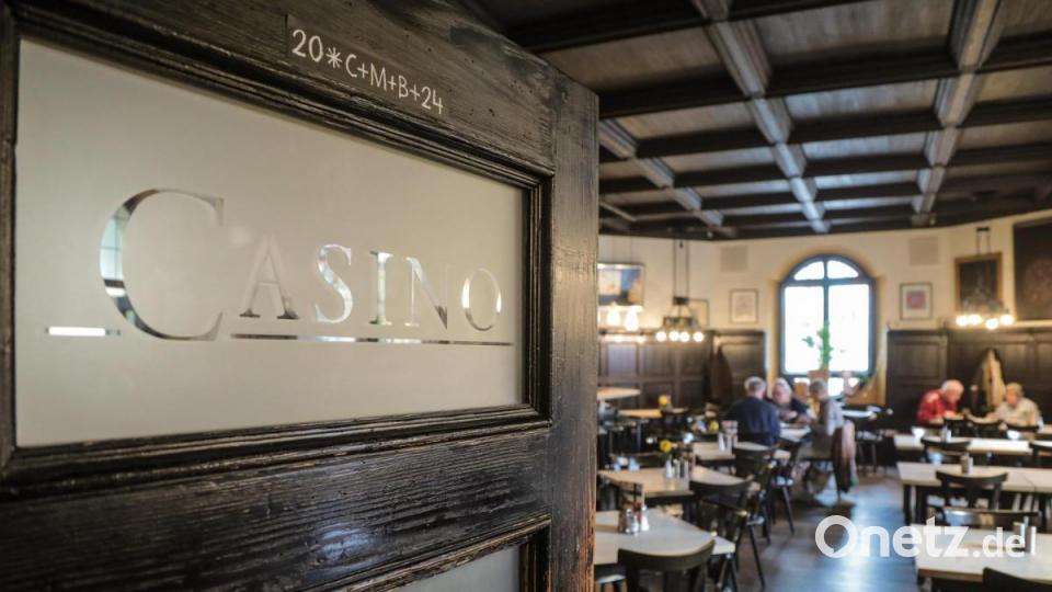 Der Slow-Food-Genussführer erwähnt über 440 Gasthäuser und Restaurants in ganz Deutschland. Auch das Casino-Wirtshaus in Amberg ist dabei. Bild: Wolfgang Steinbacher