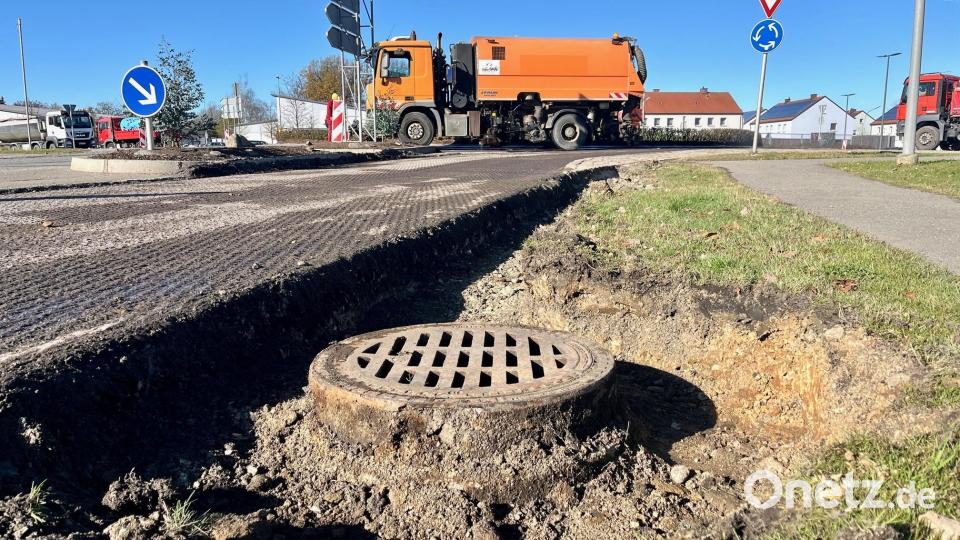Die Verbindung von der A 6 und der Stadtmitte bleibt für Fahrzeuge unter 2,30 Metern Breite erhalten, die anderen Anschlussäste sind voll gesperrt. Bild: Gabi Schönberger