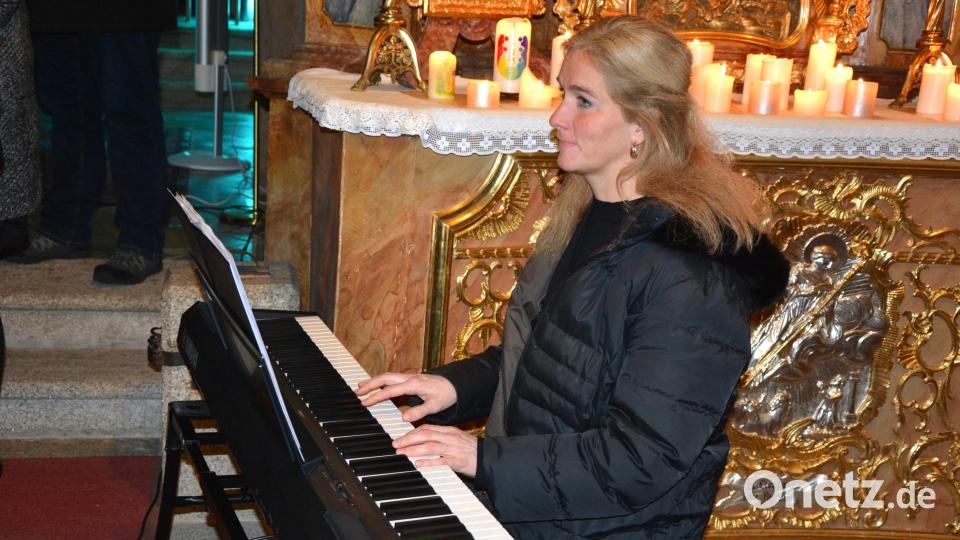 Esther Götz am Keyboard. Bild: jr