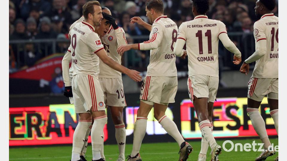 Die Bayern feierten den nächsten Sieg. Bild: Christian Charisius/dpa
