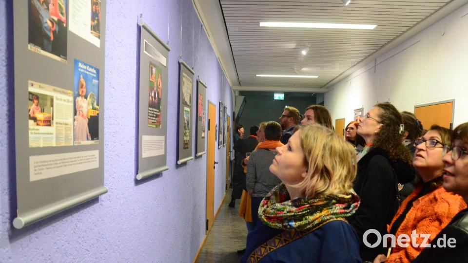 Die Ausstellung &quot;Kauf mich?! Frauen und Männer in der Werbung&quot; fand großes Interesse. Bild: Kunz