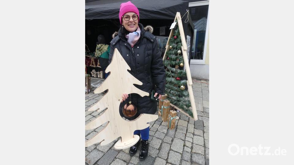Die weihnachtliche Gestaltung an der Haustüre ist gesichert. Bild: rn