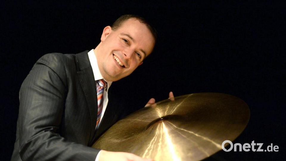 Die Musikgruppe &quot;Thad Jones@100&quot; spielt ein Konzert beim Jazz-Herbst in Weiden. Bild: Gerhard Richter/exb