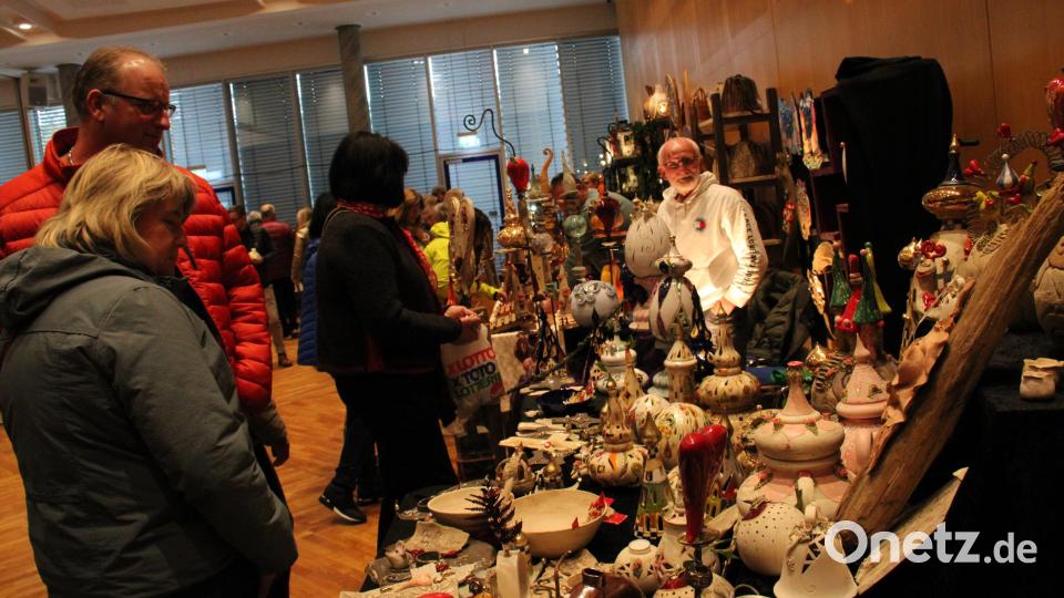 Ein Besuchermagnet war einmal mehr der Hobbykünstlermarkt in und um die Neustädter Stadthalle. Das Angebot war üppig, breit gefächert und qualitativ hochwertig. Bild: prh