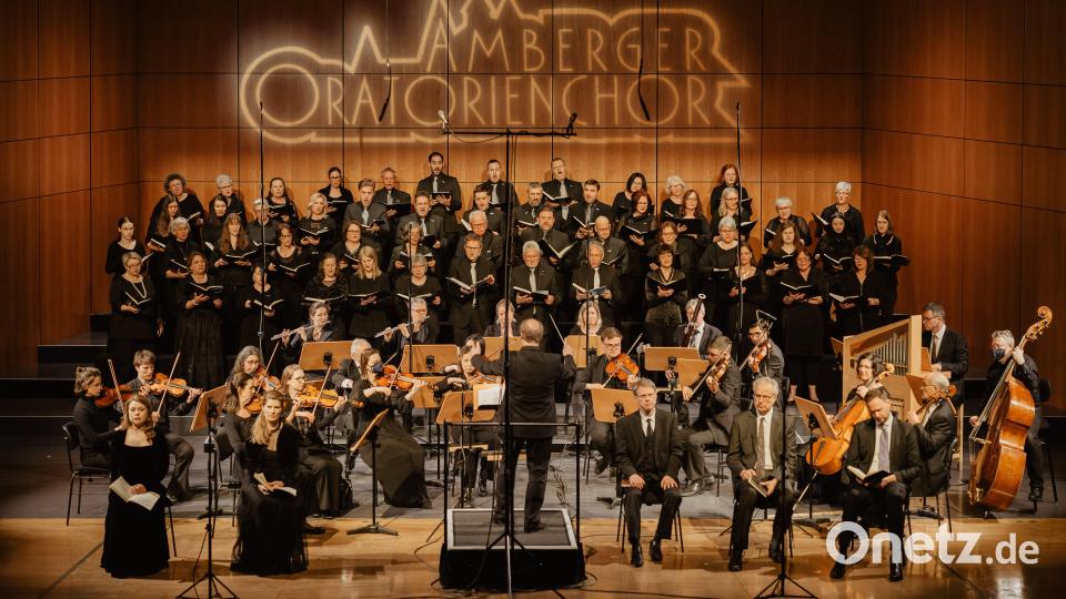 Das Oratorium &quot;Paulus&quot; setzt am 1. Dezember einen Markstein in der 30. Saison mit Thomas Appel als Leiter des Amberger Oratorienchores. Bild: Dominik Lenz/exb
