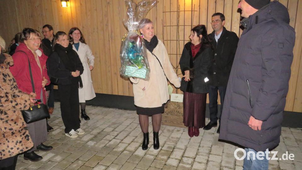 Bürgermeister Ernst Schicketanz freut sich über viele Glückwünsche zum 50. Geburtstag. Bild: adj