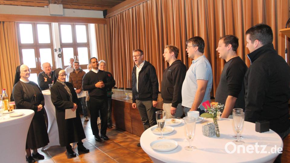 Das Vokalensemble &quot;Bertomijo&quot; sagt musikalisch &quot;Vergelt&#039;s Gott&quot;. Bild: pi