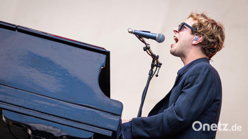 Der britische Singer-Songwriter Tom Odell beim Hurricane Festival. (Archivfoto) Bild: Moritz Frankenberg/dpa