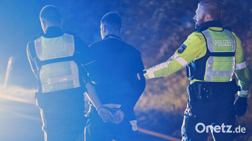 Bei dem 30-Jährigen besteht der Verdacht auf Alkohol- und Drogenkonsum. Bild: Alex Talash/dpa