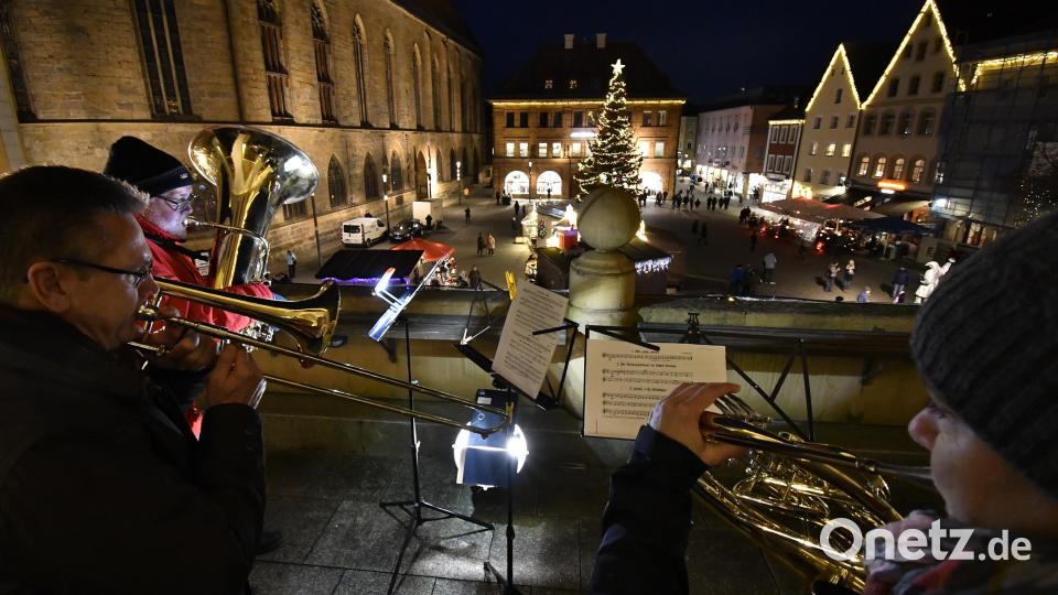 Amberger Rathausbläser - Knappschaftskapelle Amberg
Weihnachtsmarkt Amberg Bild: Petra Hartl