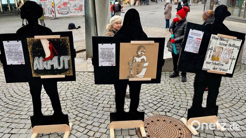 Die Kunstwerke zeigen eindrücklich die Probleme auf, die es weltweit mit der Durchsetzung der Menschenrechte gibt. Bild: Gabi Schönberger