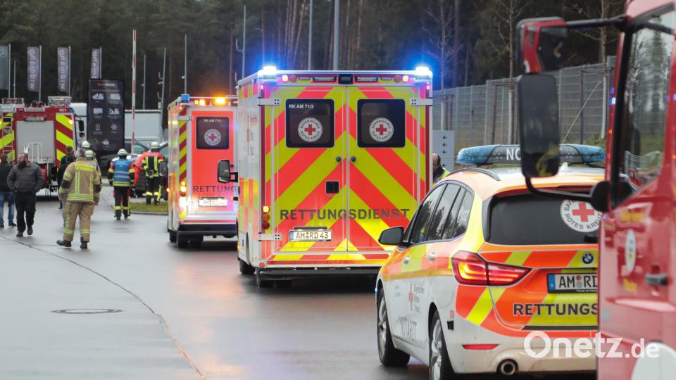 Verkehrsunfall in Schafhof auf der Mercedes-Benz-Straße. Bild: Wolfgang Steinbacher