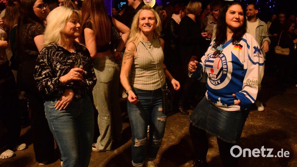 Riesengaudi am Freitagabend bei der "Highline"-Party im "Monkey". Bild: Kunz