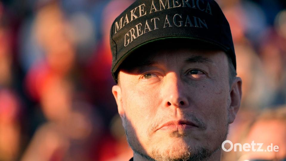 Elon Musk wettert seit Wochen gegen die britische Regierung. Bild: Alex Brandon/AP/dpa