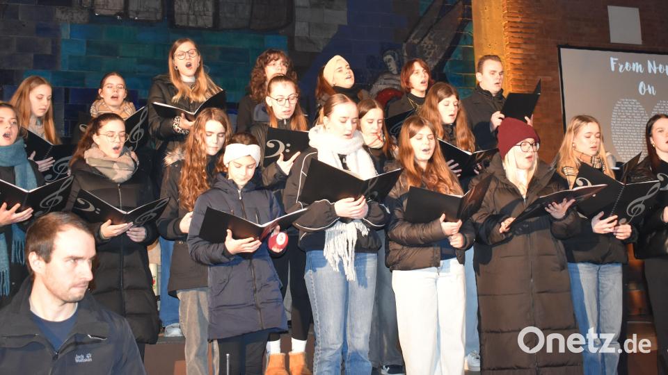 Der Chor &quot;Sin falta&quot;. Bild: rgr