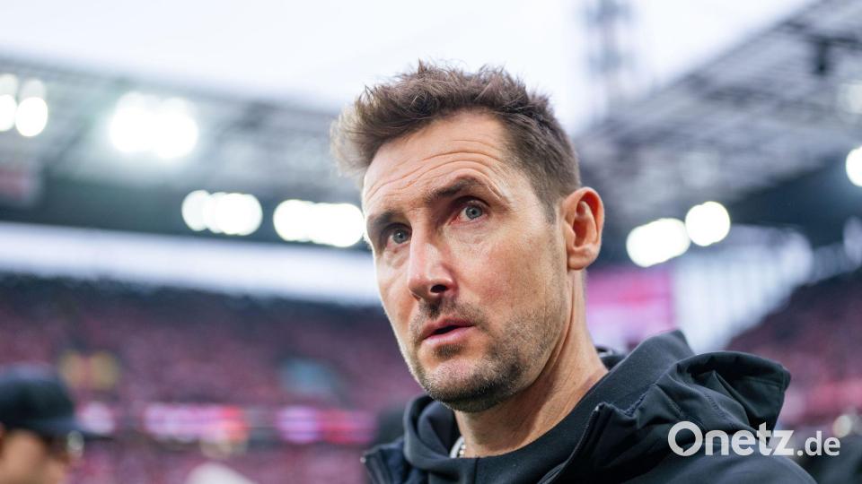 Miroslav Klose sah einen Testspielsieg gegen Ingolstadt. Bild: Marius Becker/dpa