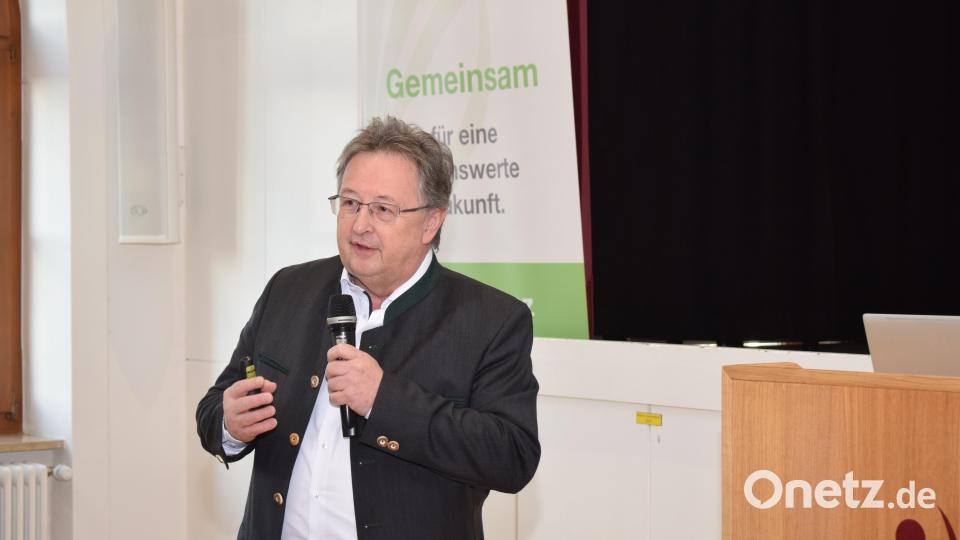 Andreas Randt, Geschäftsführer und tierärztlicher Leiter des Gesundheitsdienstes Bayern e. V., sprach als Hauptreferent zu den Auswirkungen der globalen Veränderungen auf die Tiergesundheit. Bild: bnr