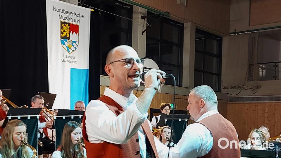 Thomas Gitter kommt mit seinem Song „Bergwerk“ hervorragend an. Bild: lg