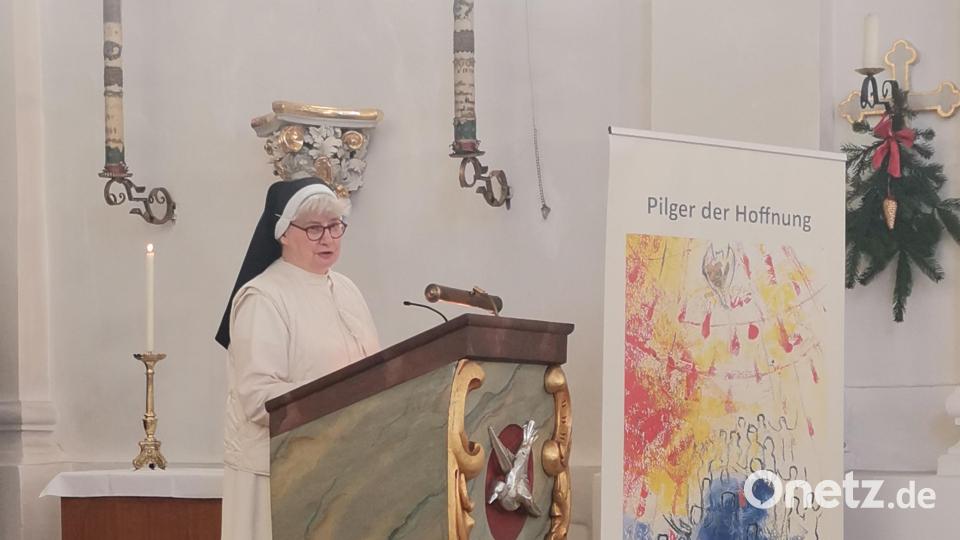Schwester Heike-Maria Schneider hält die Festpredigt. Bild: amö