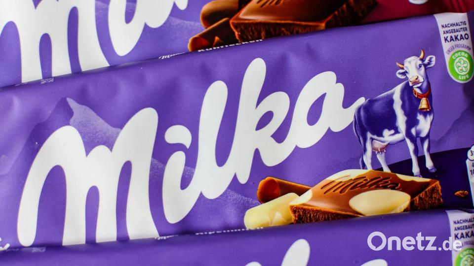 In vielen Geschäften kostet eine Tafel Milka nicht mehr 1,49 Euro, sondern 1,99 Euro. Bild: Jan Woitas/dpa
