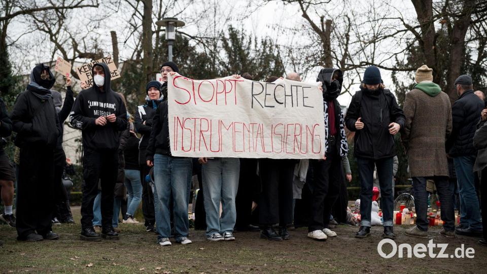 Demo gegen den Rechtsruck. Bild: Daniel Vogl/dpa