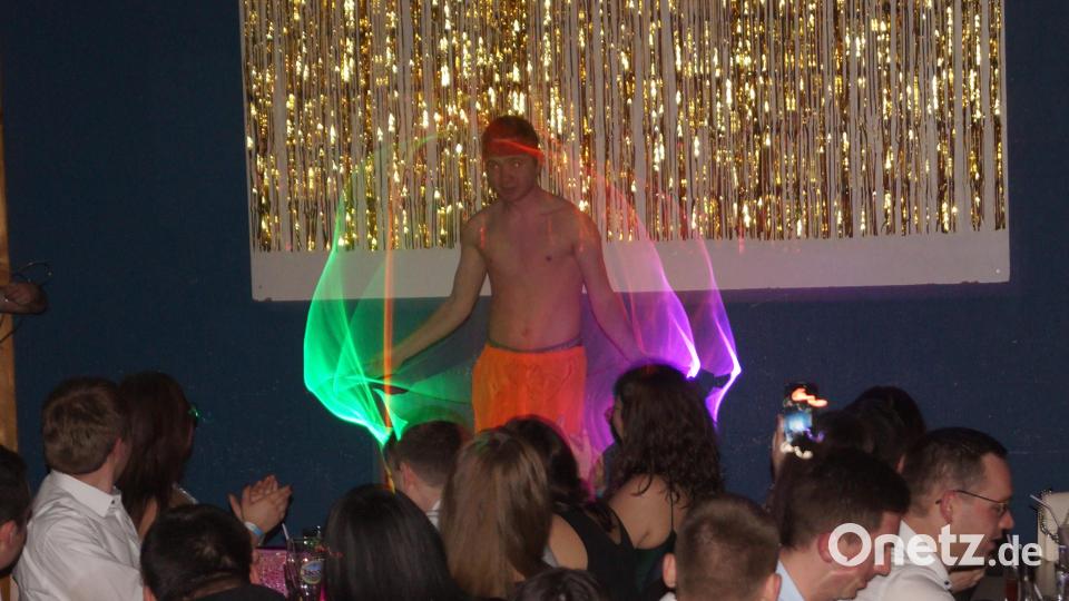 Das Finale der &quot;Spritz-Boys&quot;, eine Lichtershow. Bild: slh