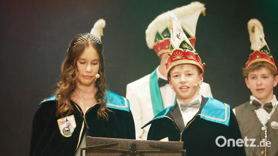 Anna Streit und Fynn Hackenberg führen beim närrischen Nachwuchs das Zepter. Bild: kek