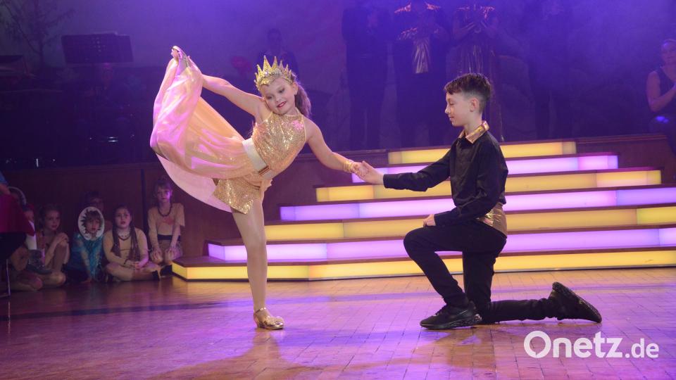 Das Kinderprinzenpaar Elly Fryges und Jannis Pacher. Bild: bey