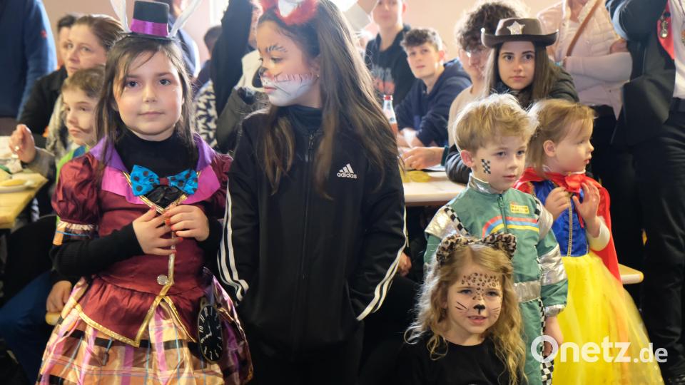 Einer Olympiade der Narretei glich die liebevolle Kostümierung der Kids Bild: do