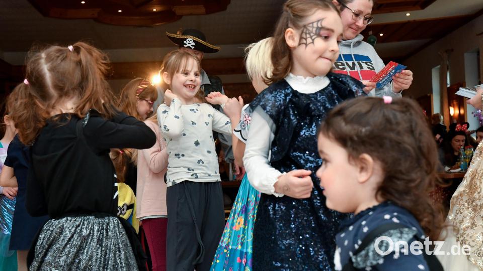 Top Stimmung beim Kinderfasching der FG Knappnesia Sulzbach-Rosenberg im Wagner-Saal Großenfalz. Bild: Petra Hartl